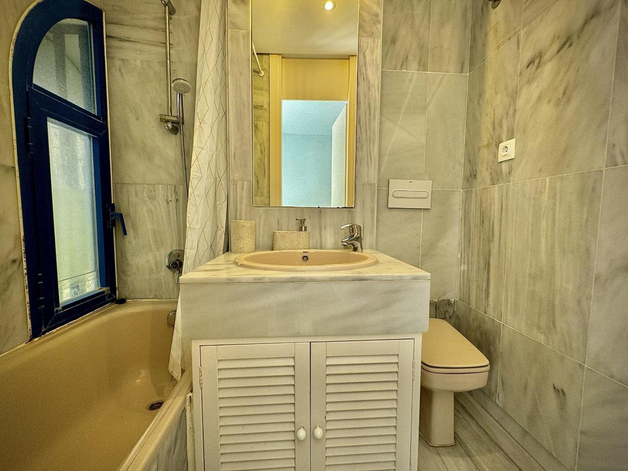 Rumah liburan House With Pool By Homing *