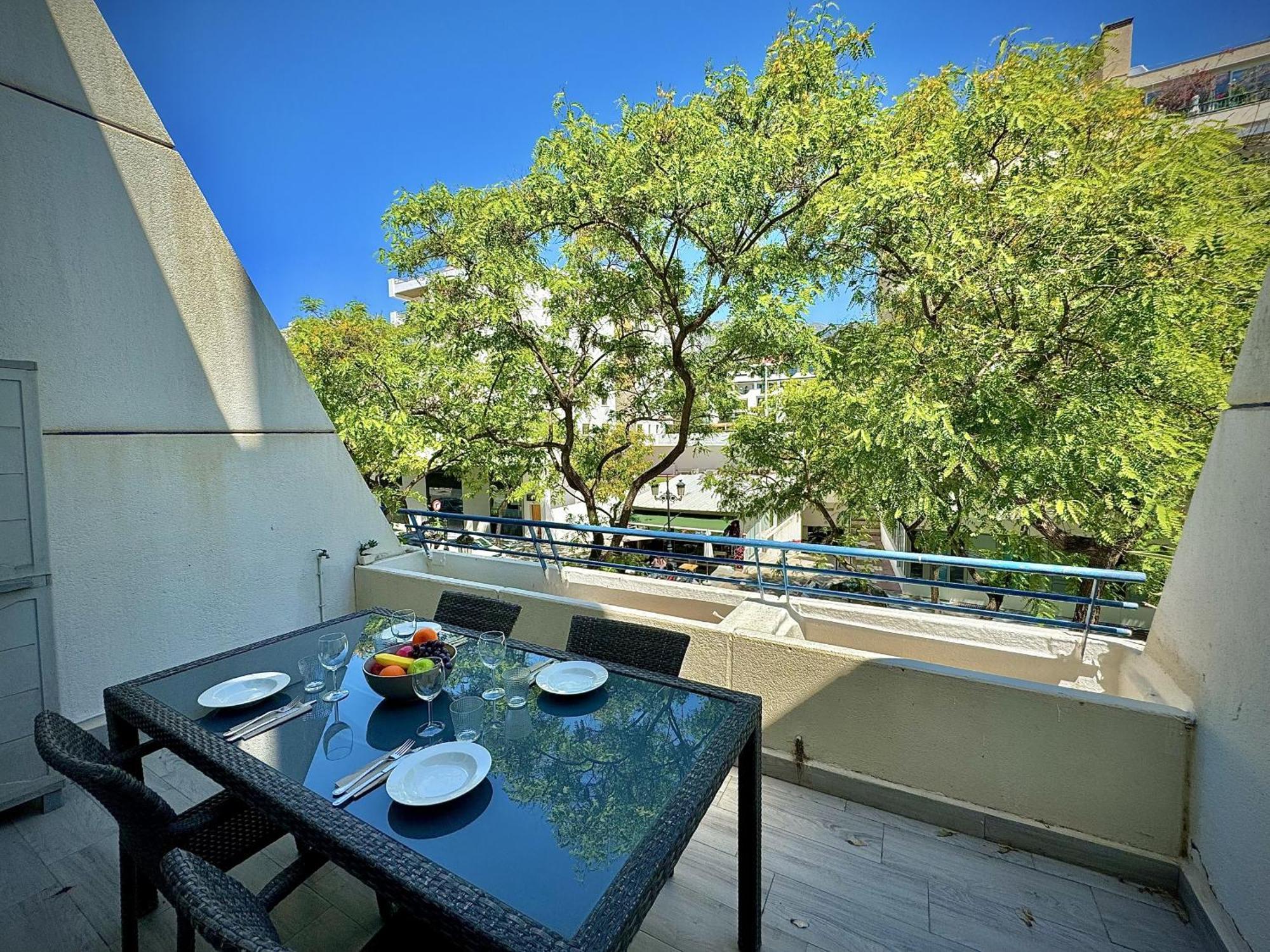 Rumah liburan House With Pool By Homing Marbella